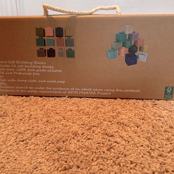 SILICONE SOFT BUILDING BlOCKS - Picture 3 of 3